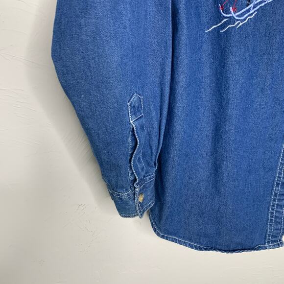 Skiing Snowman Holiday Denim Shirt Velvet Collar Sz Small - Picture 6 of 6